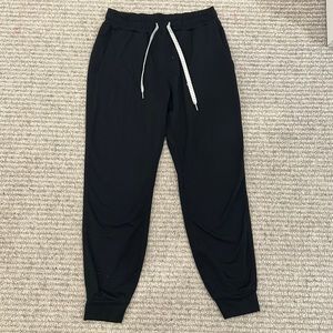 Vuori, black, joggers, XX small, slightly used